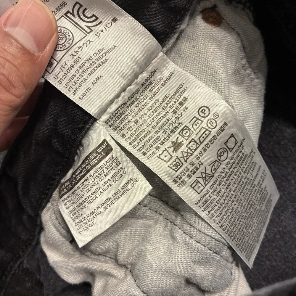 Levis very nice